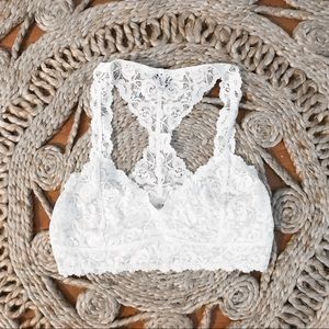 White lace bralette
